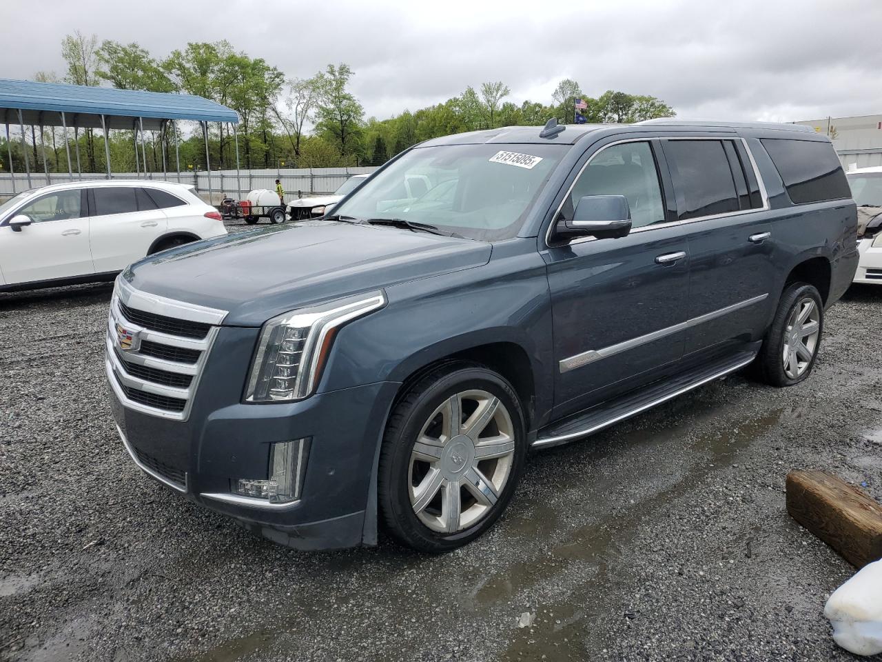 CADILLAC ESCALADE ESV LUXURY