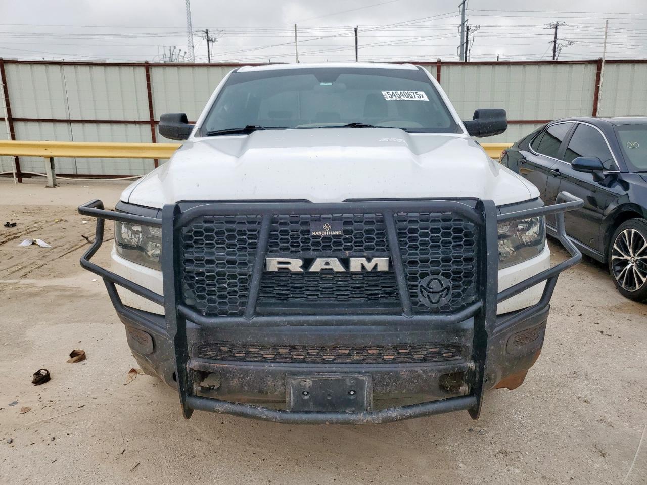 RAM 1500 TRADESMAN