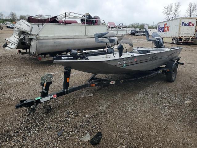 BASS BOAT 2003 silver   GEN15993D303 photo #3
