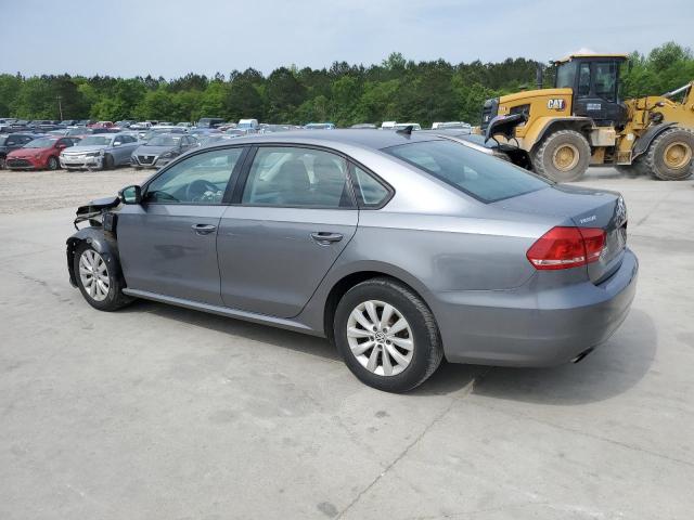 2015 VOLKSWAGEN PASSAT S - 1VWAT7A33FC038128