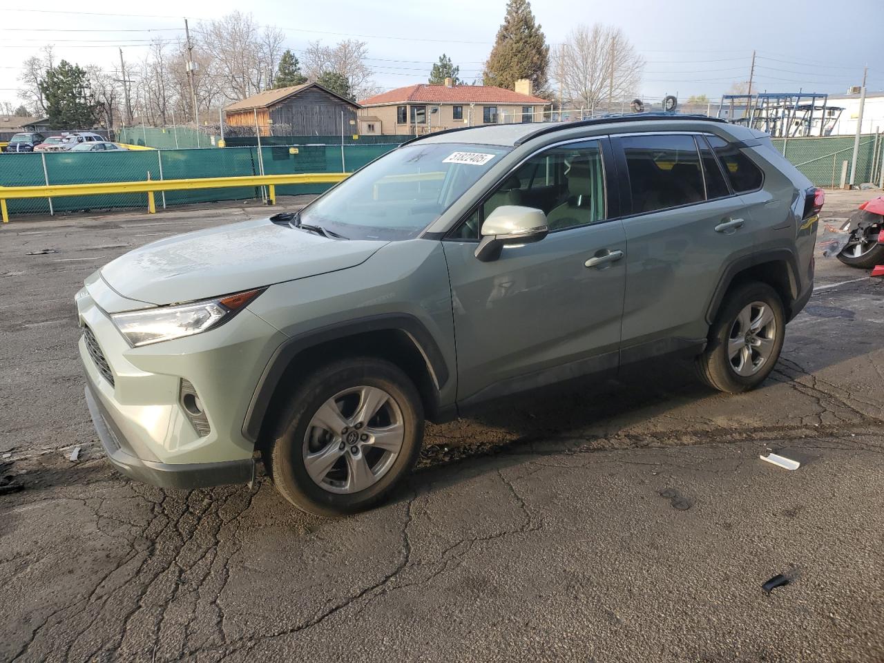 TOYOTA RAV4 XLE