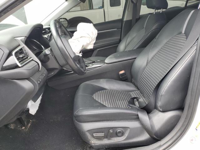 2018 TOYOTA CAMRY L - 4T1B11HK9JU596491