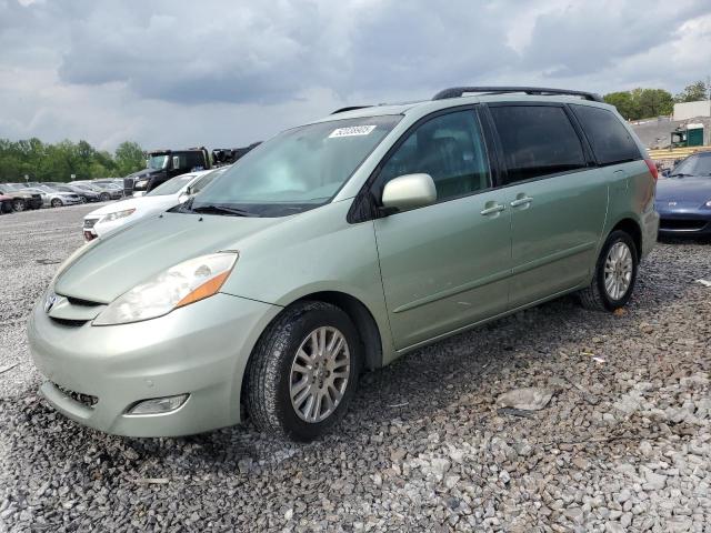 TOYOTA SIENNA XLE