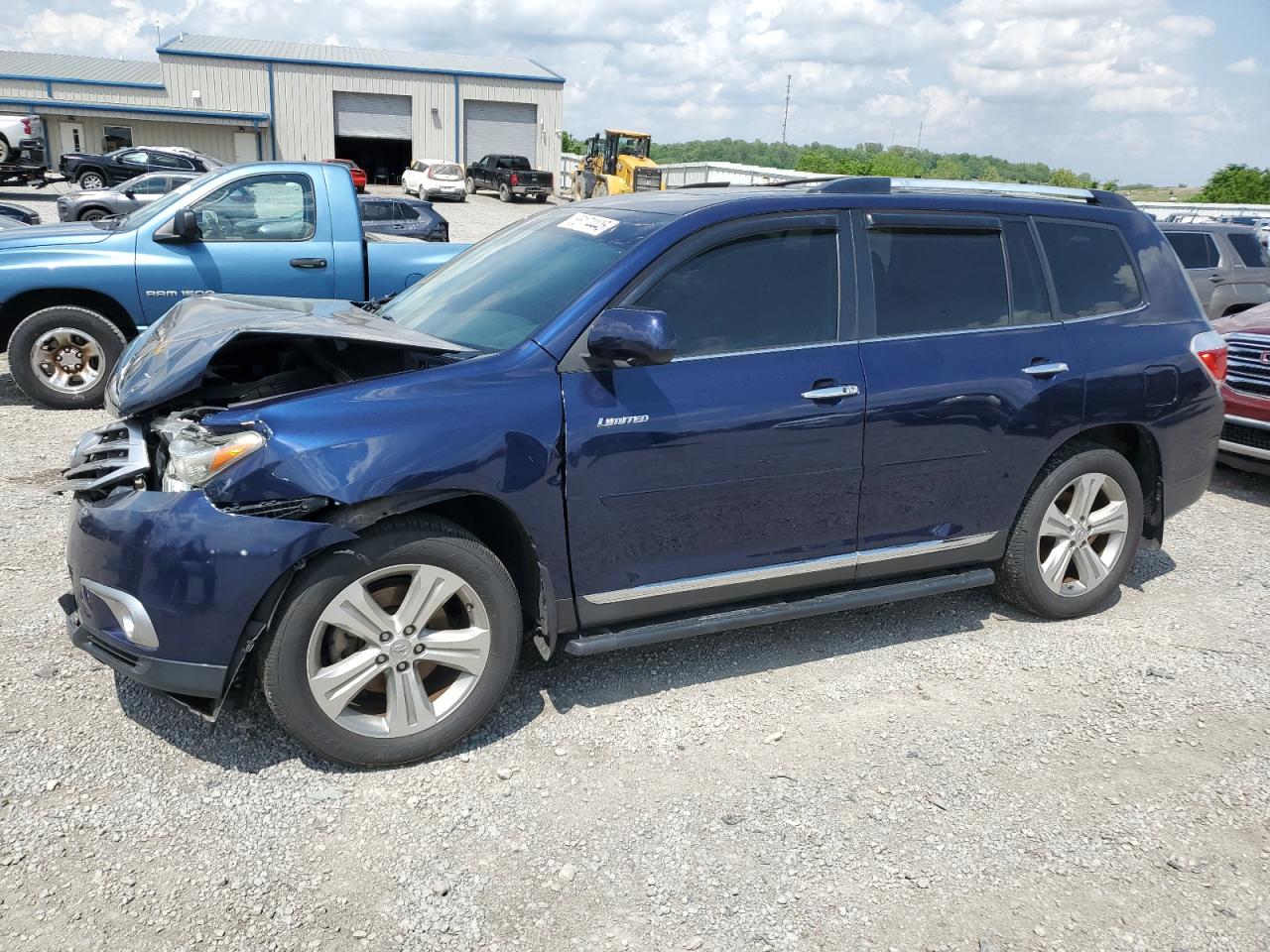 TOYOTA HIGHLANDER LIMITED