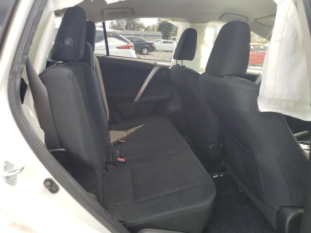 2018 TOYOTA RAV4 LE - JTMZFREV1JJ209984