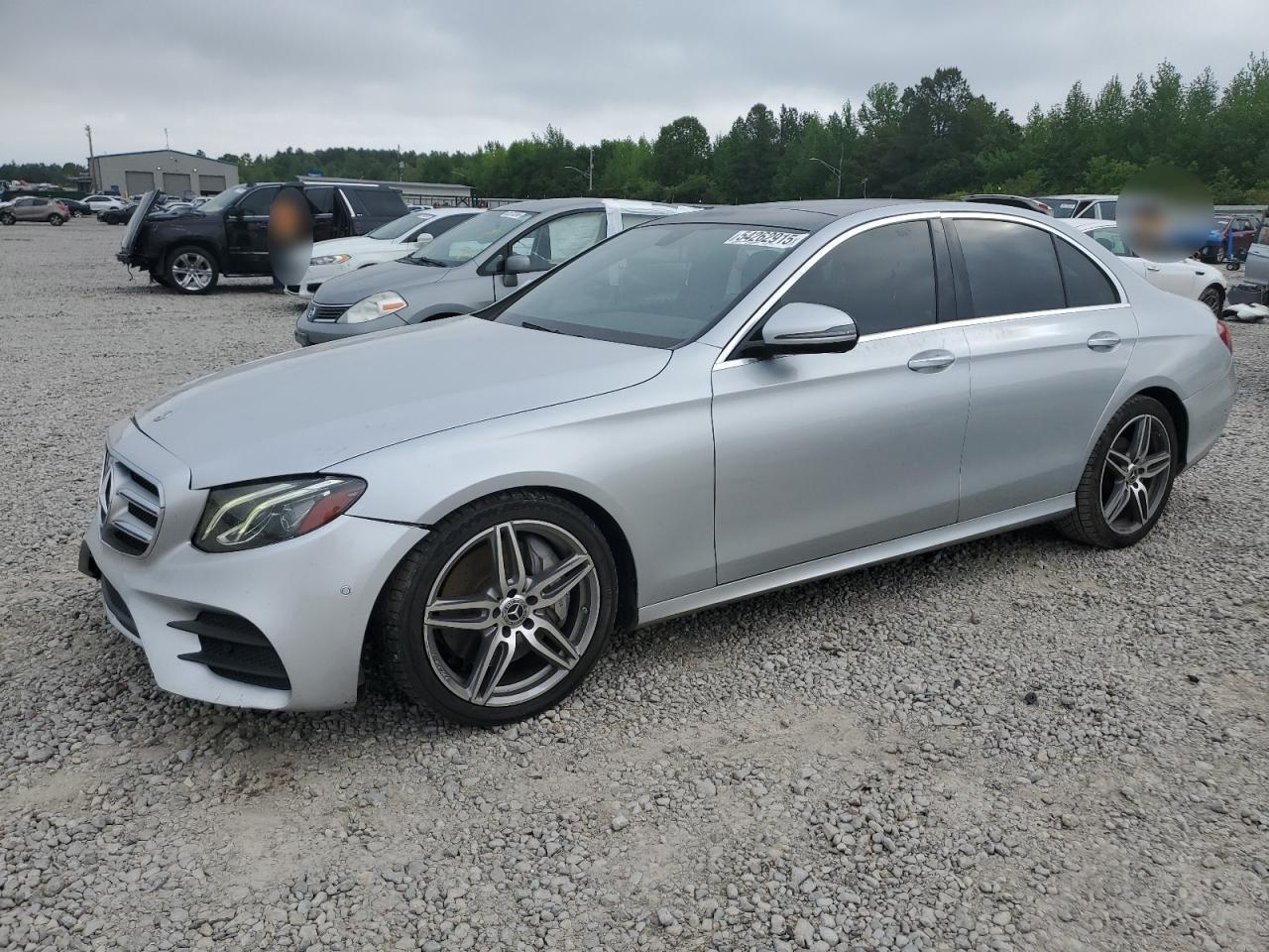 MERCEDES-BENZ E-CLASS 300