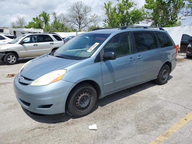 TOYOTA SIENNA CE