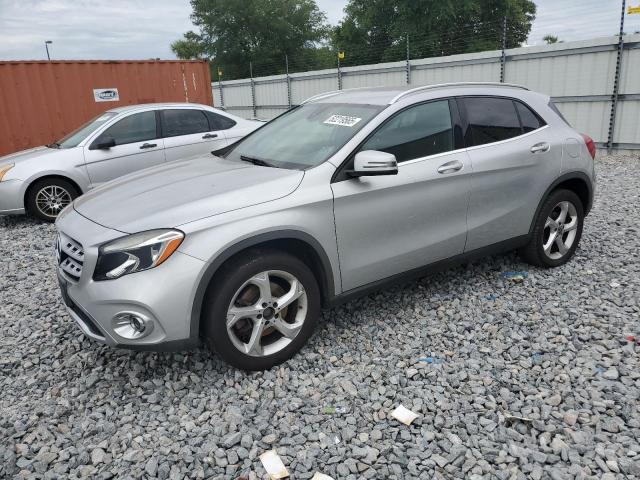 MERCEDES-BENZ GLA 250 4M