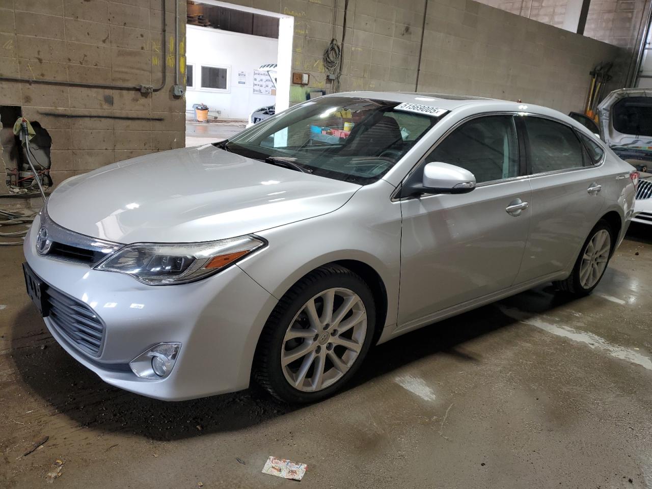 TOYOTA AVALON BASE