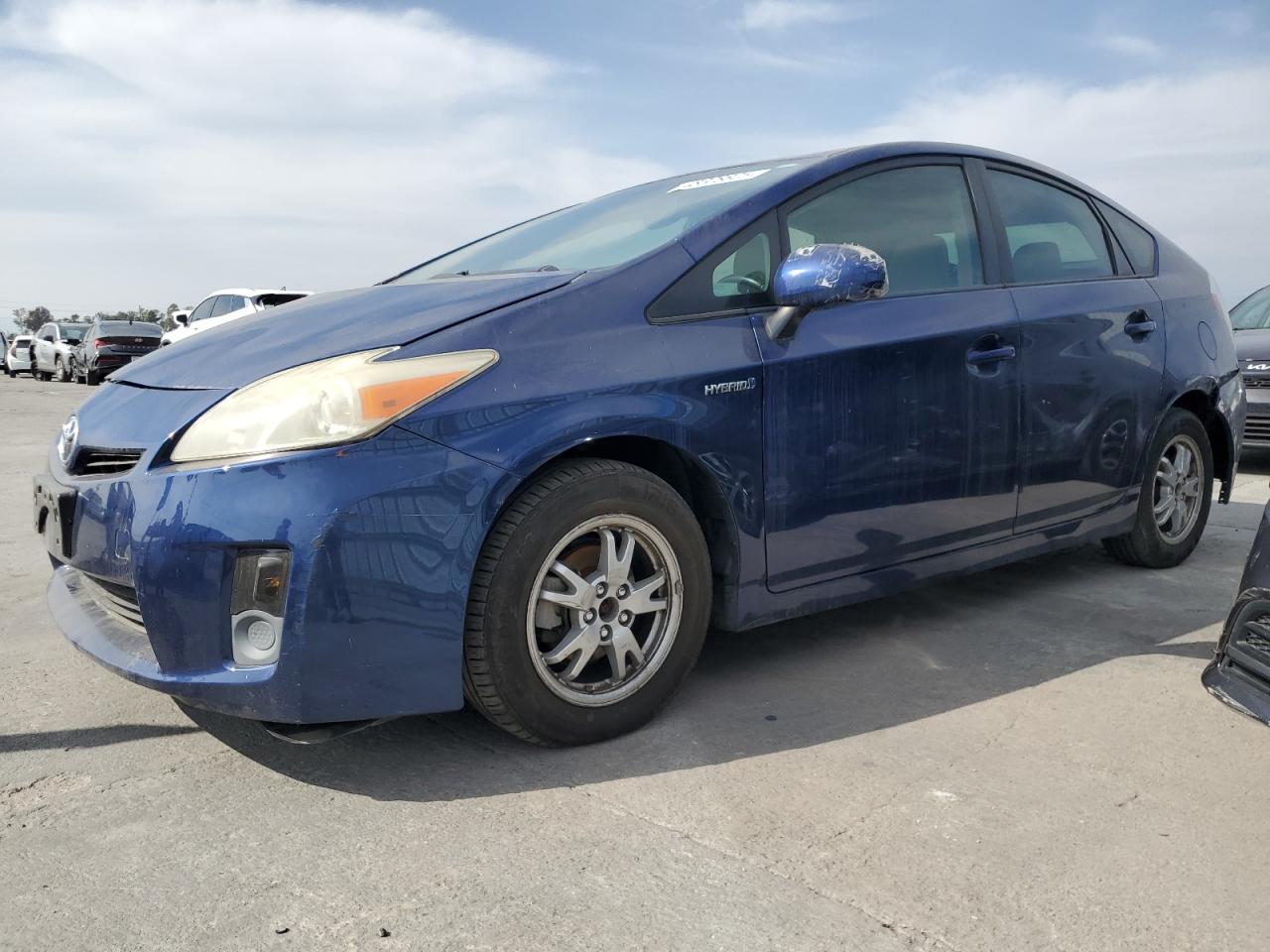 TOYOTA PRIUS