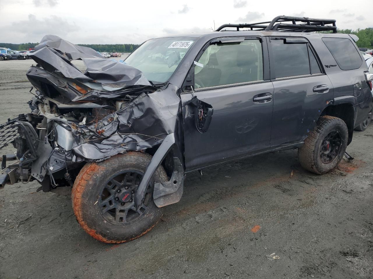 TOYOTA 4RUNNER SE