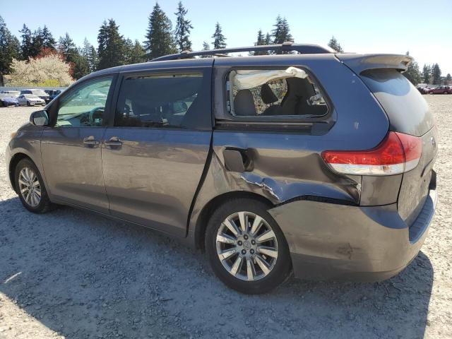 TOYOTA SIENNA LE 2011 gray  gas 5TDJK3DC4BS005853 photo #3