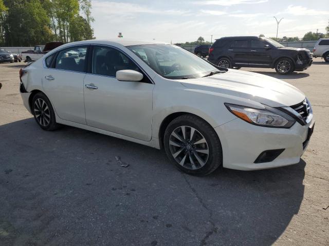 Vin: 1n4al3ap4hc188210, lot: 52558325, nissan altima 2.5 20174