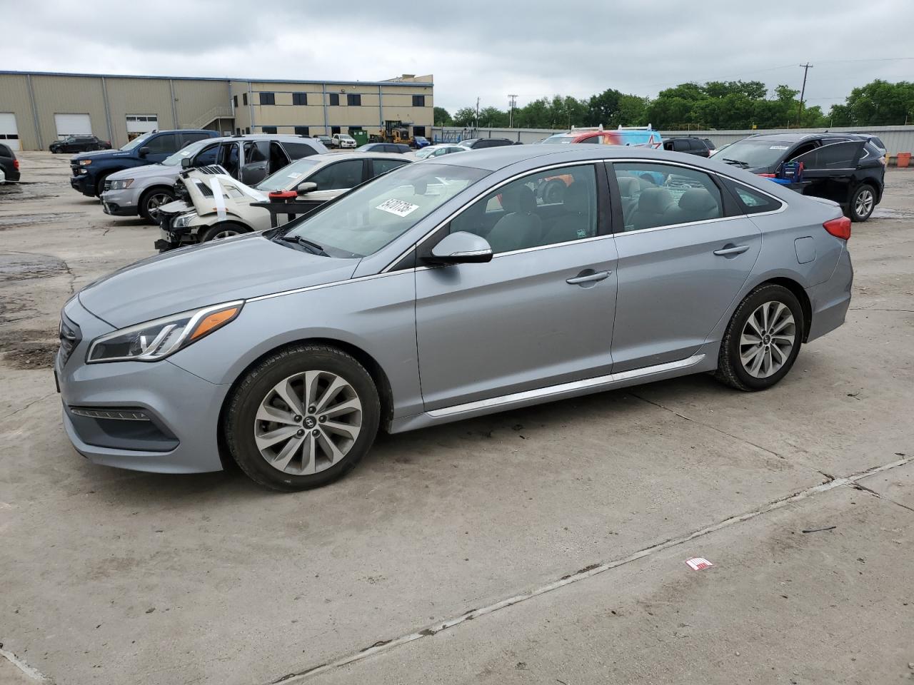 HYUNDAI SONATA SPORT