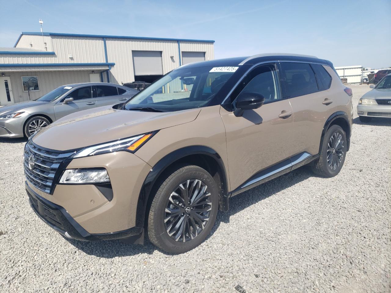 NISSAN ROGUE PLATINUM