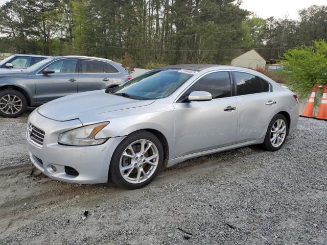 NISSAN MAXIMA S
