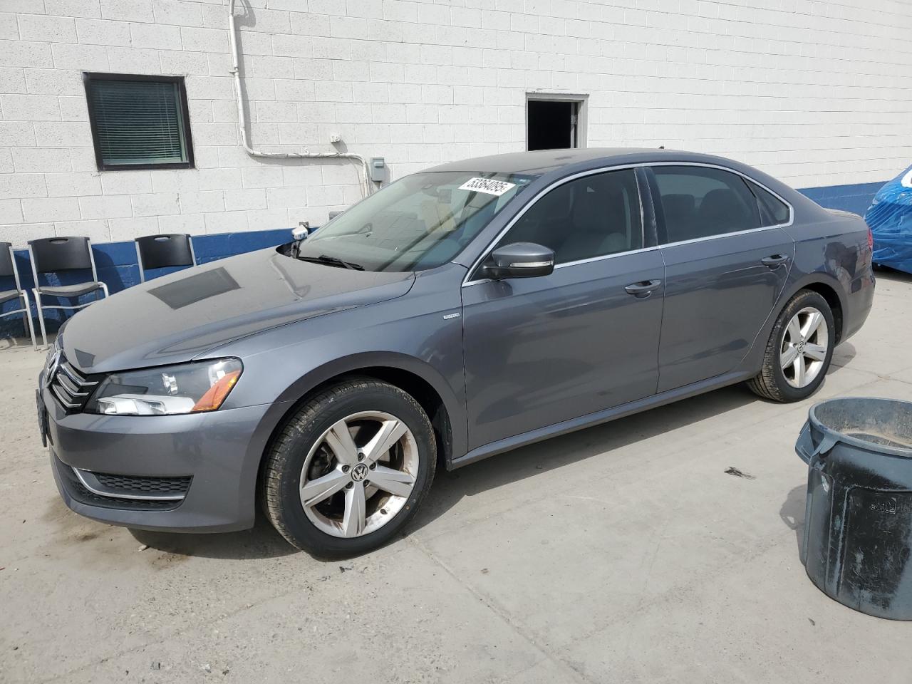 VOLKSWAGEN PASSAT S