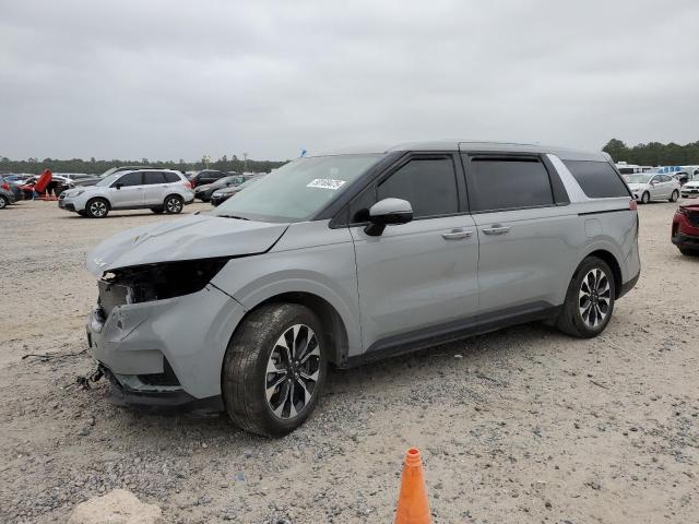 KIA CARNIVAL E