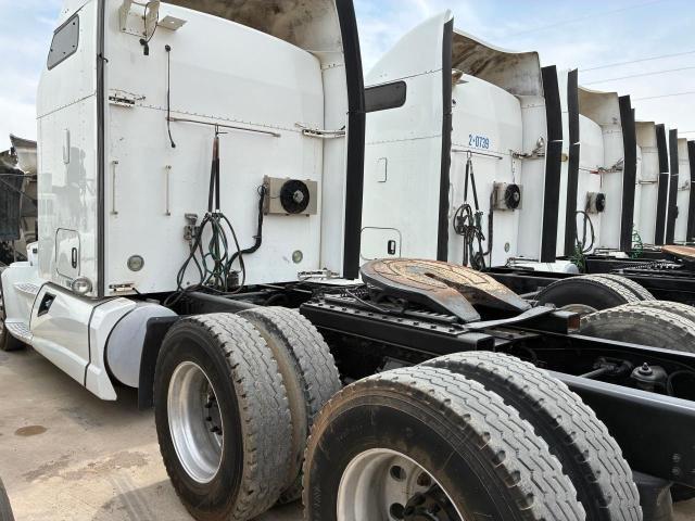 KENWORTH CONSTRUCTI 2012 white tractor diesel 1XKAD49X6CJ297049 photo #4