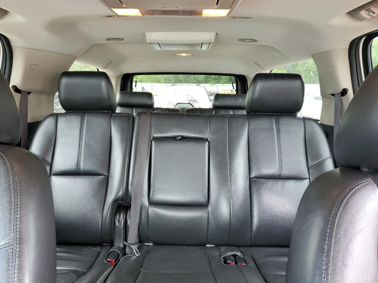 CHEVROLET SUBURBAN K1500 LT