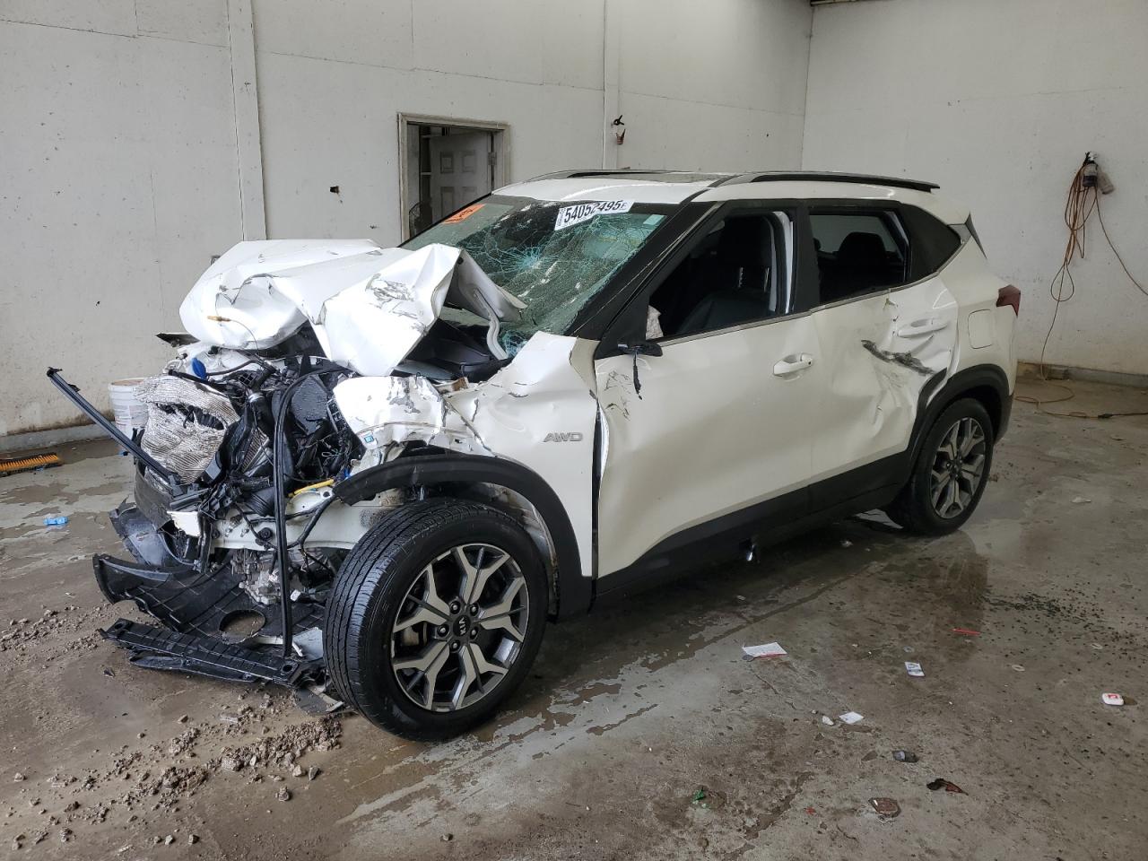 KIA SELTOS EX