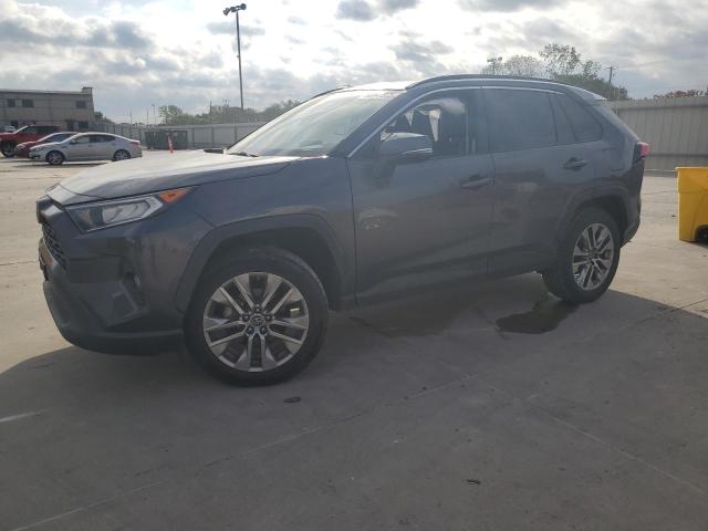 Vin: 2t3c1rfv5kc003039, lot: 53541975, toyota rav4 xle premium 2019 img_1