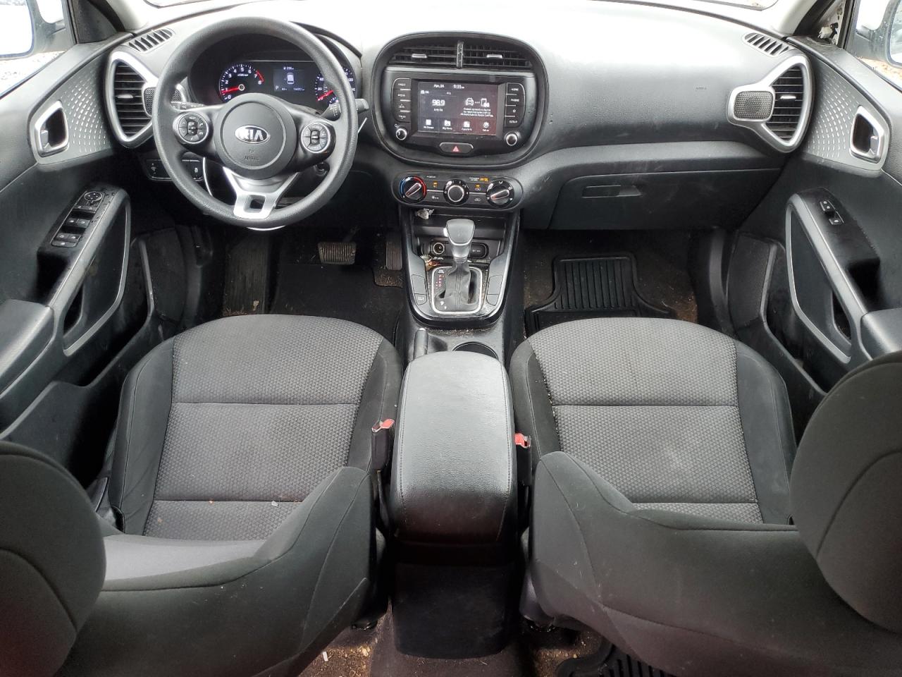 KIA SOUL LX