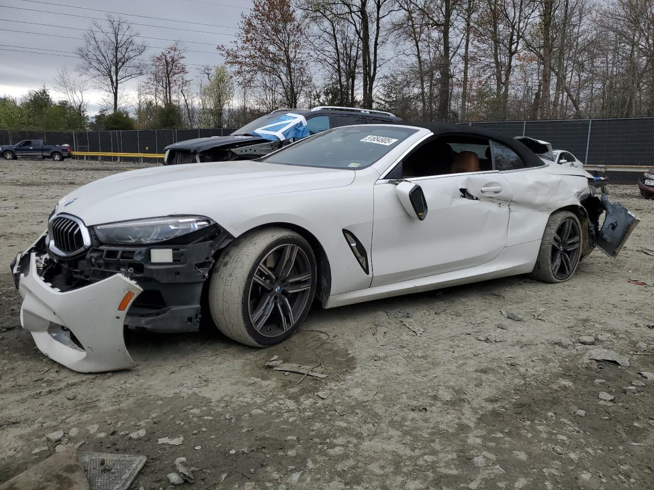 BMW 8 SERIES