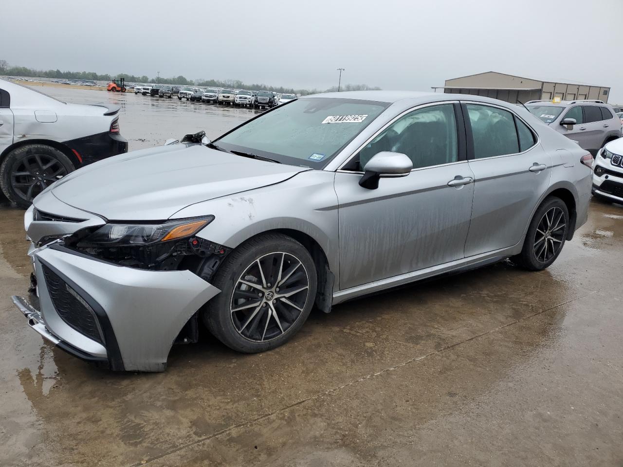 TOYOTA CAMRY SE NIGHT SHADE