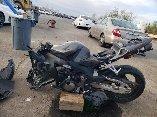 2005 HONDA CBR1000 RR - JH2SC571X5M101128