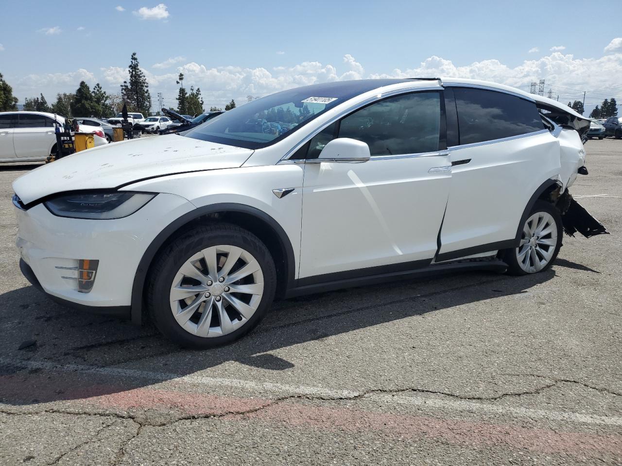 TESLA MODEL X