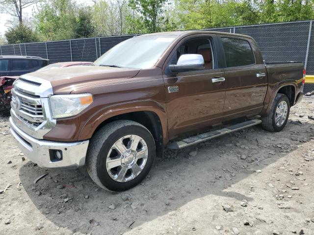 TOYOTA TUNDRA CREWMAX 1794