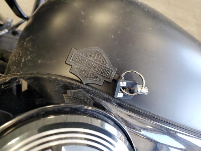 2015 HARLEY-DAVIDSON FLTRX ROAD 1HD1KHM15FB618992