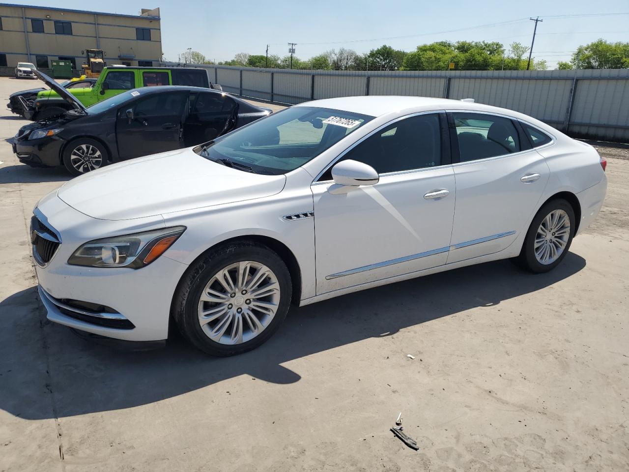 BUICK LACROSSE ESSENCE