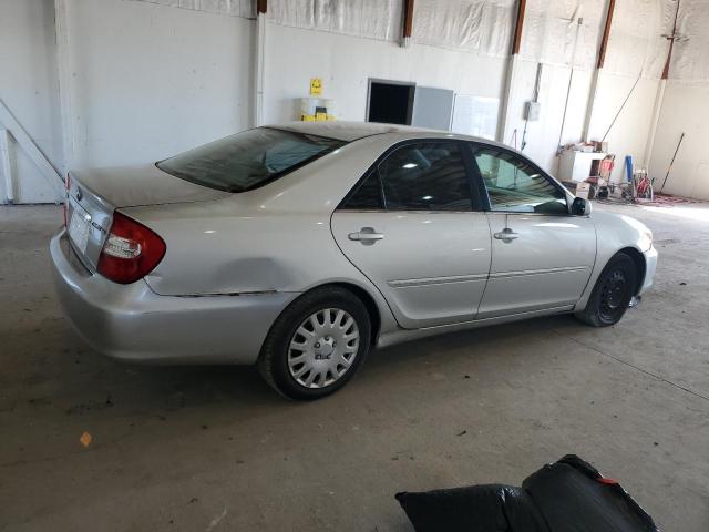 TOYOTA CAMRY LE 2004 silver sedan 4d gas 4T1BE32K94U802650 photo #4