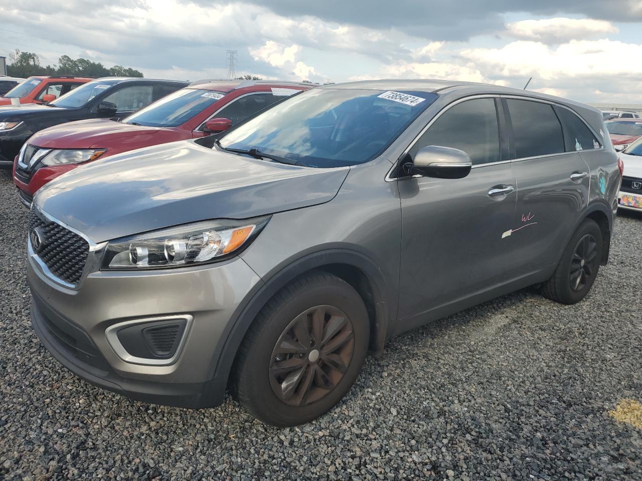 KIA SORENTO LX