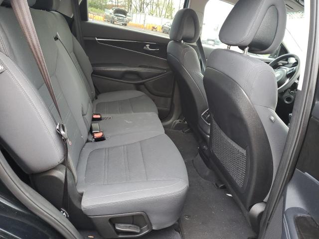2016 KIA SORENTO LX - 5XYPG4A39GG184448