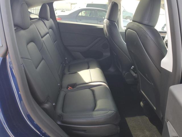 2025 TESLA MODEL Y 7SAYGAEE0SF284259