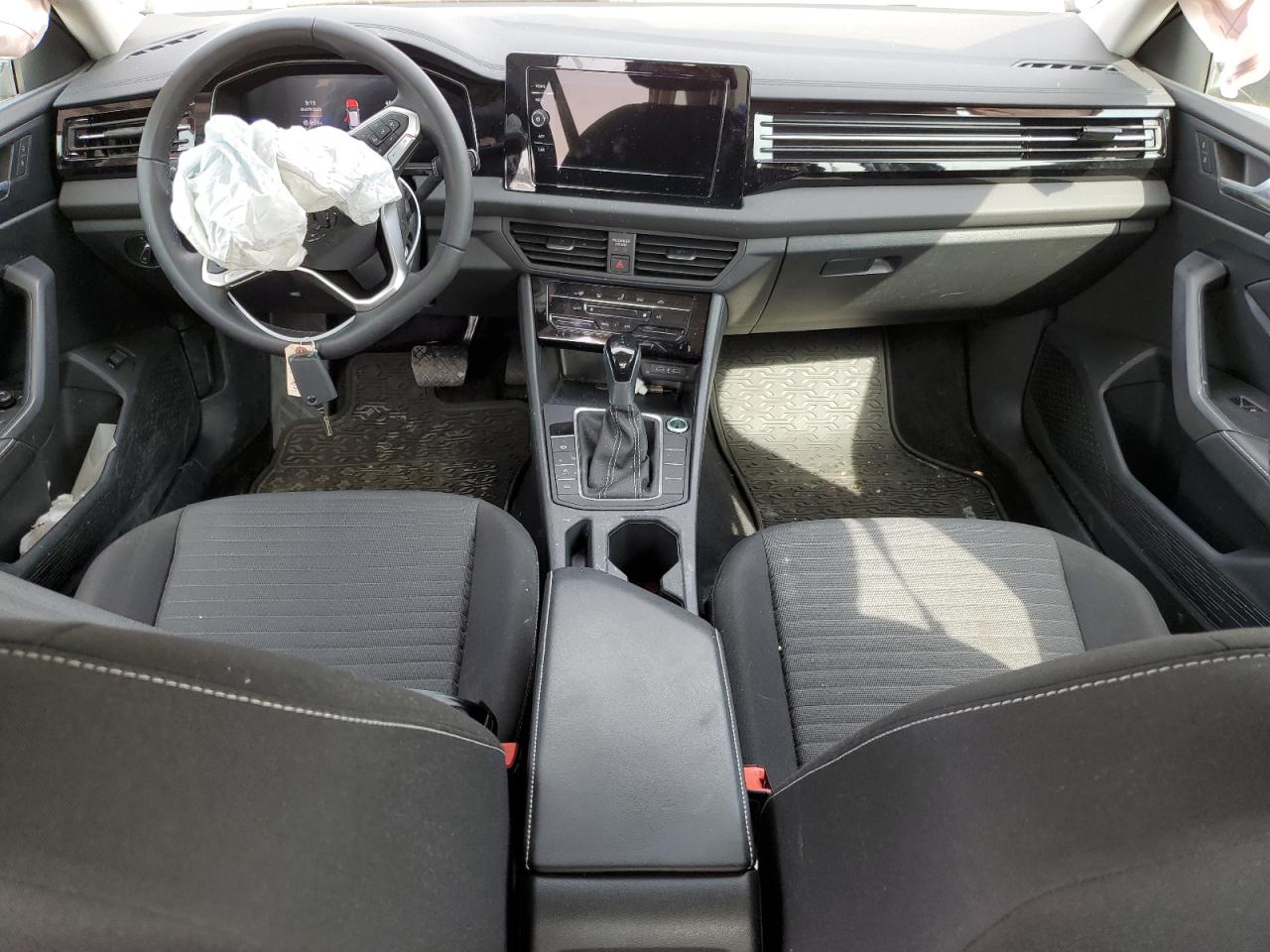 Volkswagen Jetta s 2025