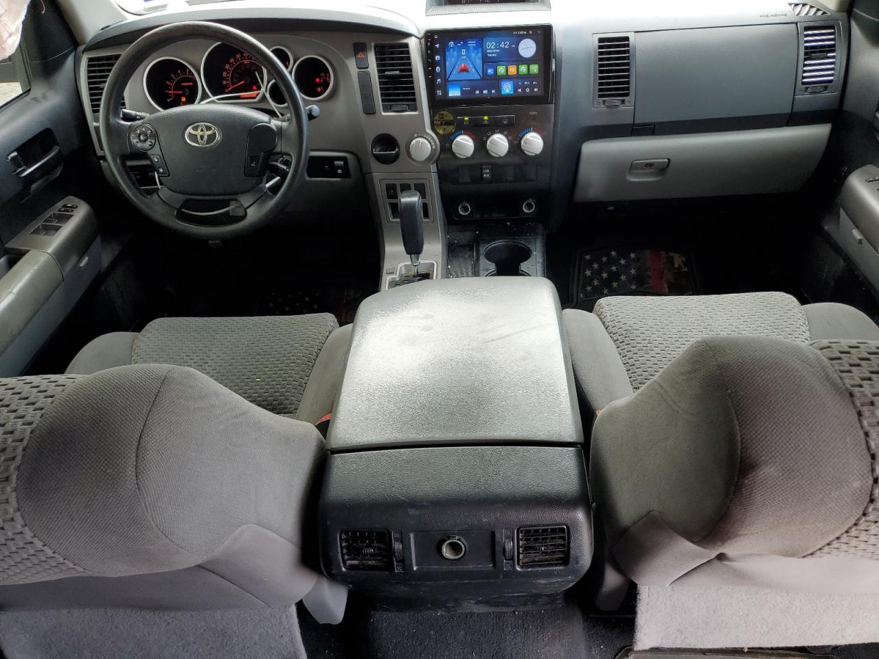 TOYOTA TUNDRA CREWMAX SR5