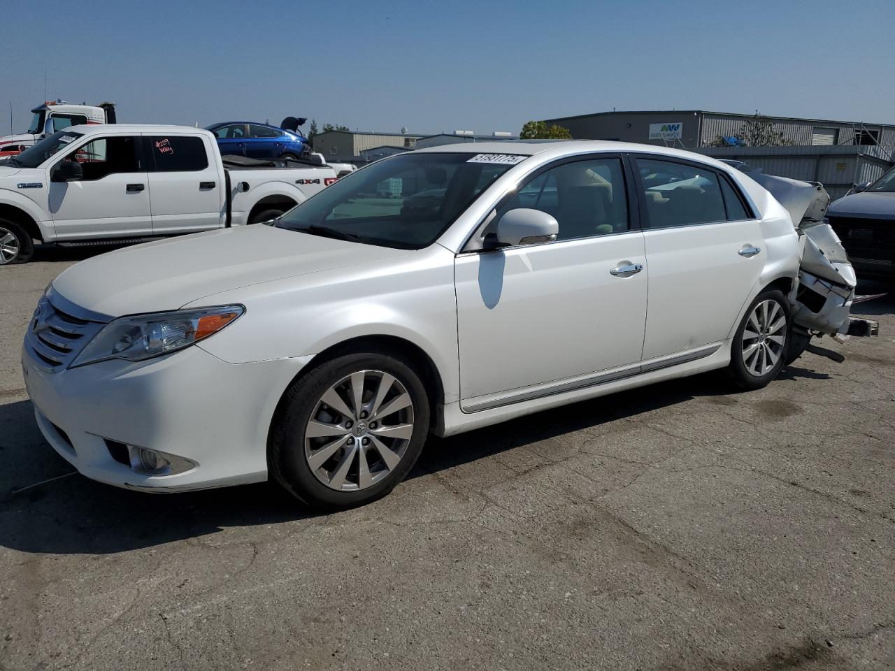 TOYOTA AVALON BASE