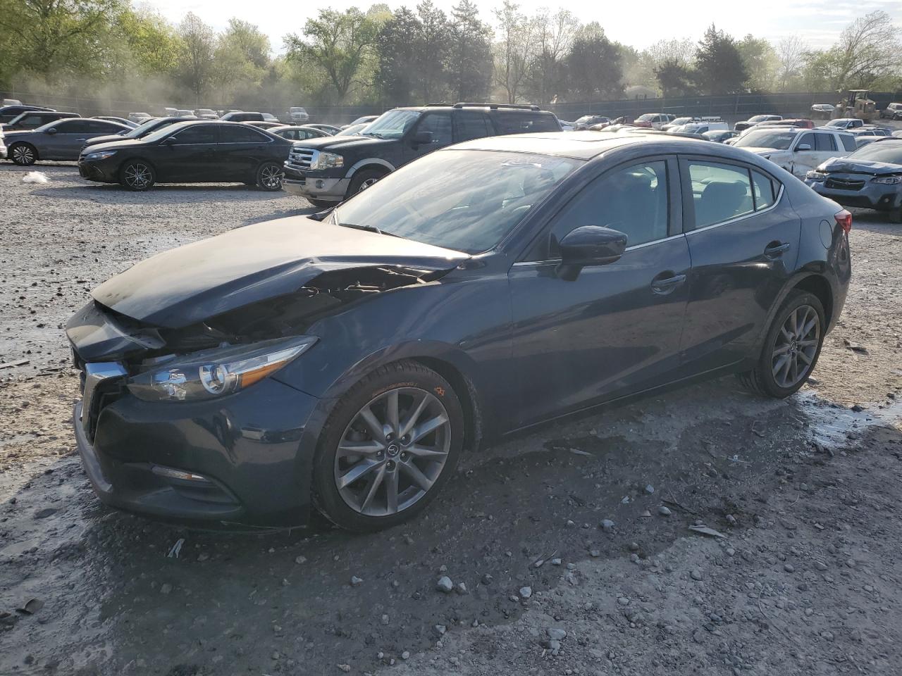 MAZDA 3 TOURING