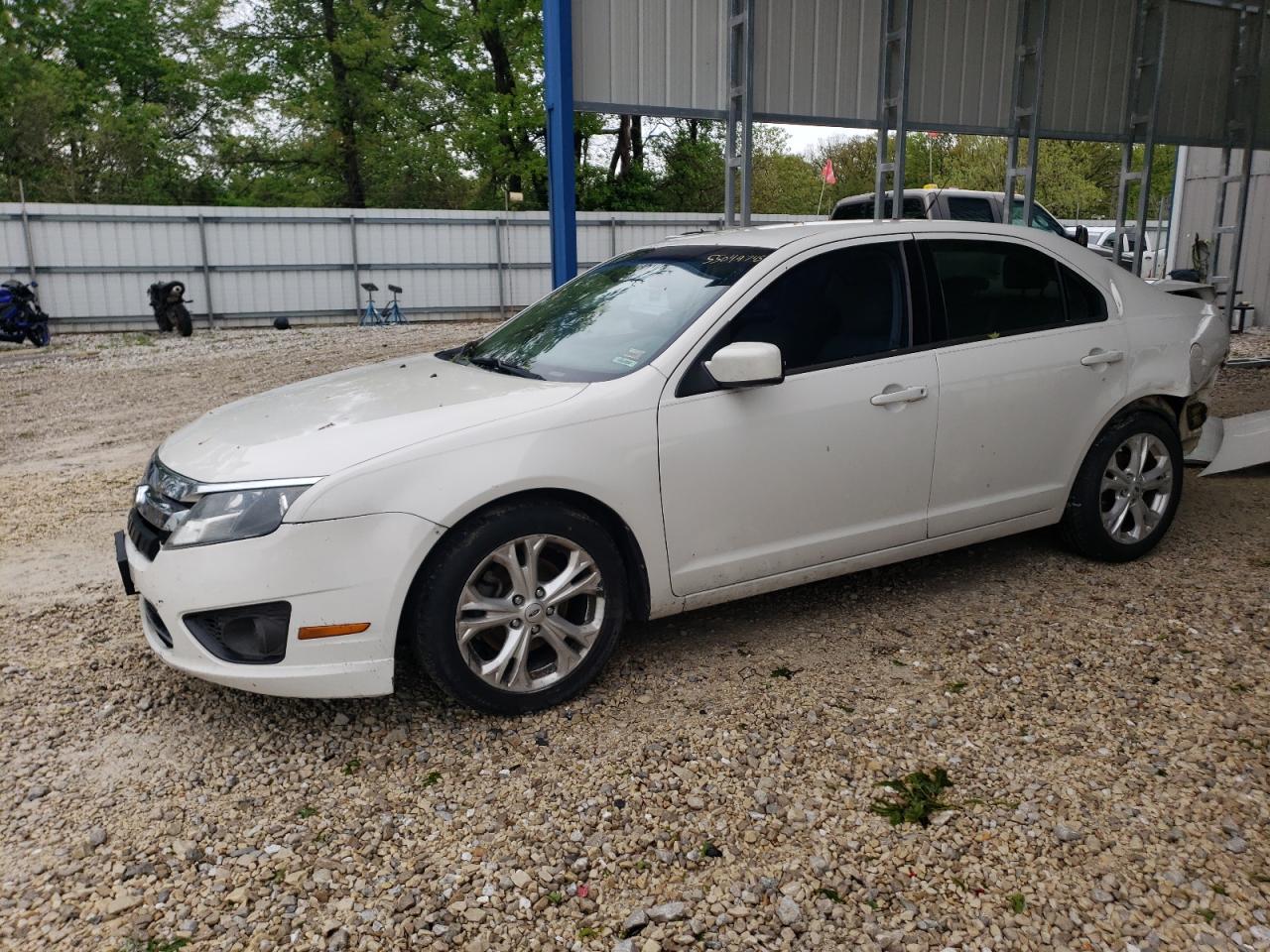FORD FUSION SE