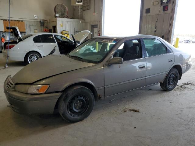 TOYOTA CAMRY CE
