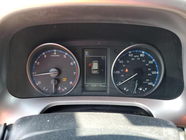 2018 TOYOTA RAV4 LE - JTMZFREVXJJ752184