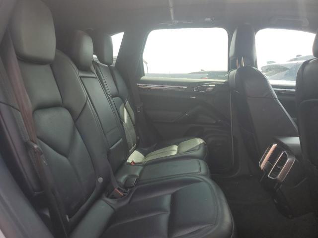 2017 PORSCHE CAYENNE S WP1AB2A28HLA51118