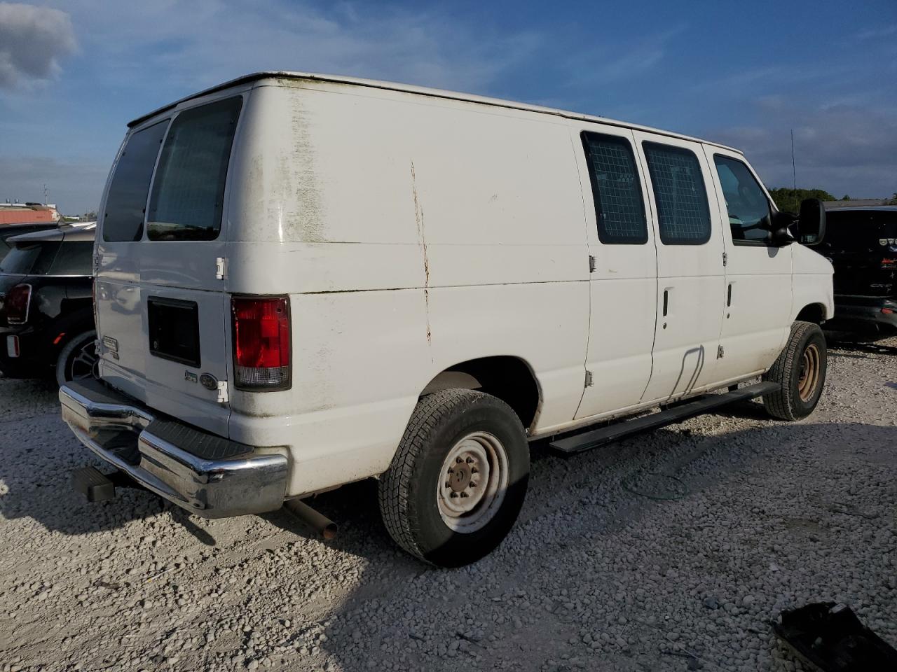 FORD ECONOLINE E250 VAN
