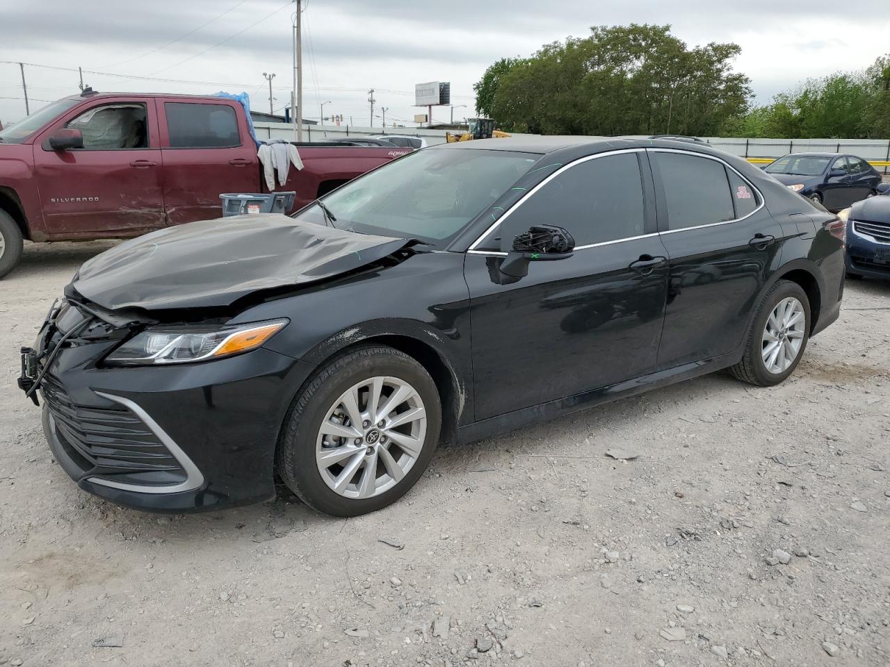 TOYOTA CAMRY LE