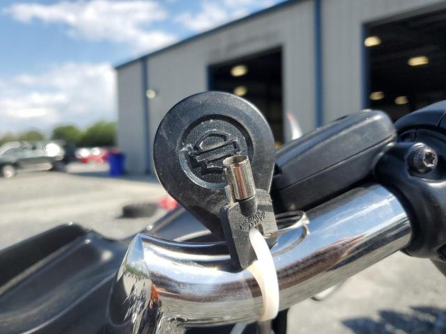 2020 HARLEY-DAVIDSON FLHX - 1HD1KBC15LB621384