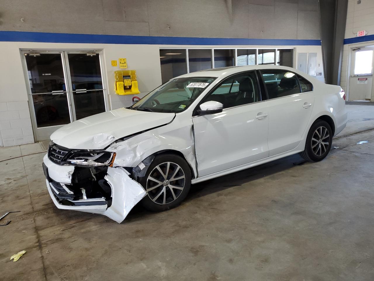 VOLKSWAGEN JETTA SE